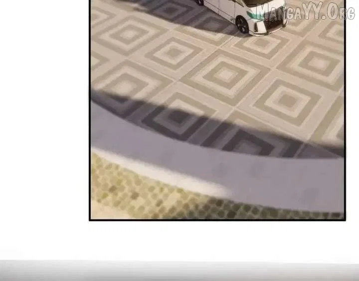 Madam and Her Daily Online Face-Slapping Chapter 217 – Page 2